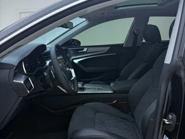 Audi A7L — Фото автомобиля 4