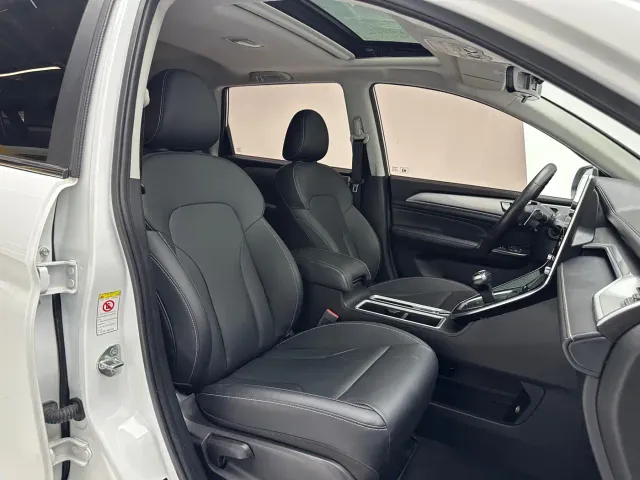Haval M6 — Фото автомобиля 16