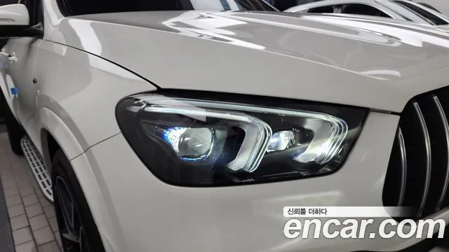 Mercedes-Benz GLE-Class — Фото автомобиля 18