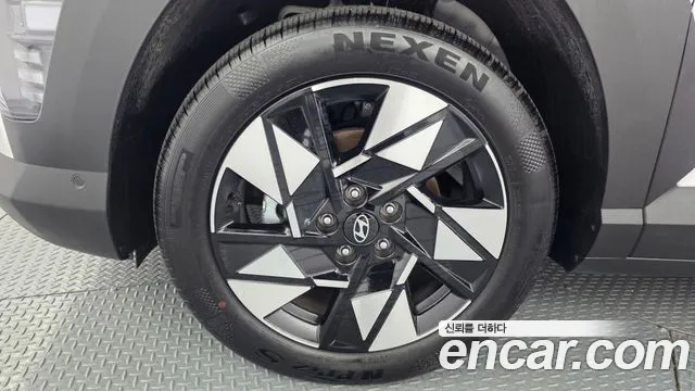 Hyundai Kona SX2 — Фото автомобиля 5