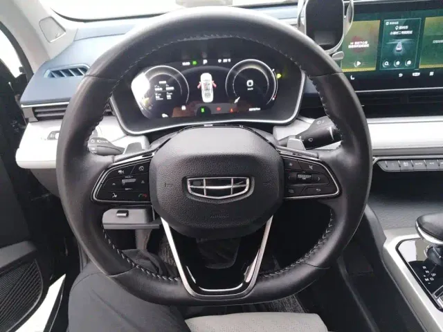 Geely Xingrui — Фото автомобиля 2