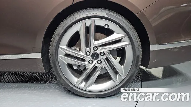 Genesis G80 Бензин 3.5 турбо AWD — Фото автомобиля 20