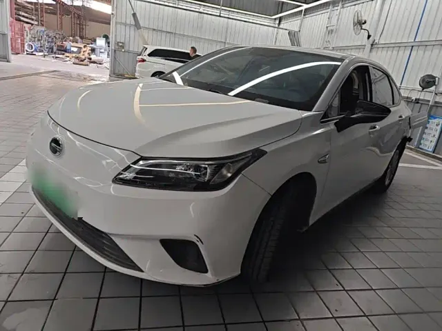 Фотография автомобиля — GAC Aion S