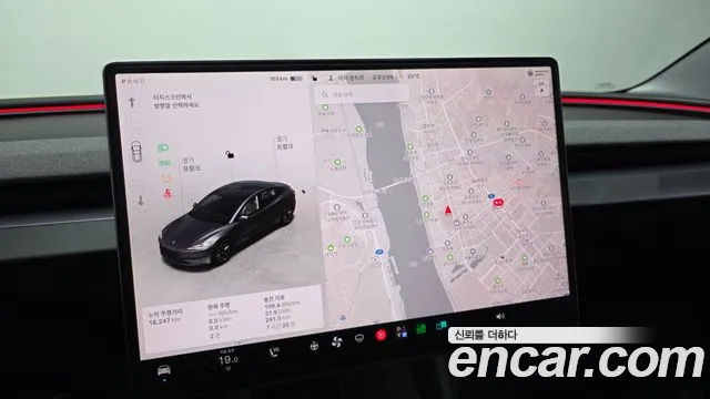 Tesla Model 3 — Фото автомобиля 20