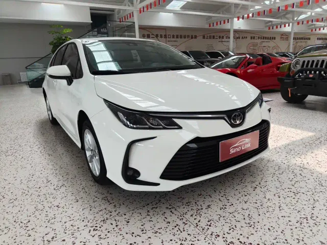 Toyota Corolla — Фото автомобиля 3
