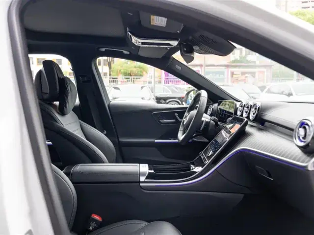 Mercedes-Benz C-Class — Фото автомобиля 16