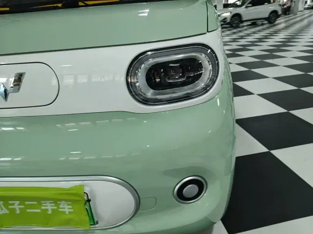 Wuling Hongguang Mini EV — Фото автомобиля 23