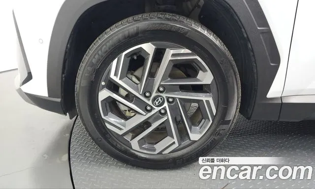 Hyundai Tucson NX4 — Фото автомобиля 5