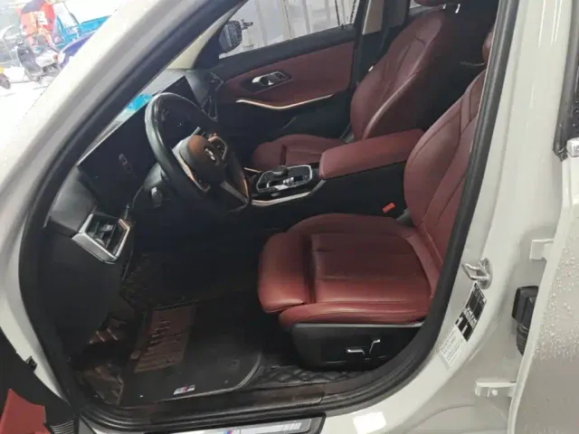 BMW 3 Series — Фото автомобиля 14