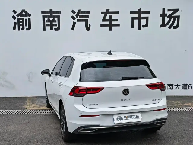 Volkswagen Golf — Фото автомобиля 27