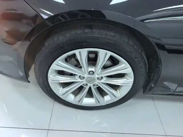 Buick Regal — Фото автомобиля 22
