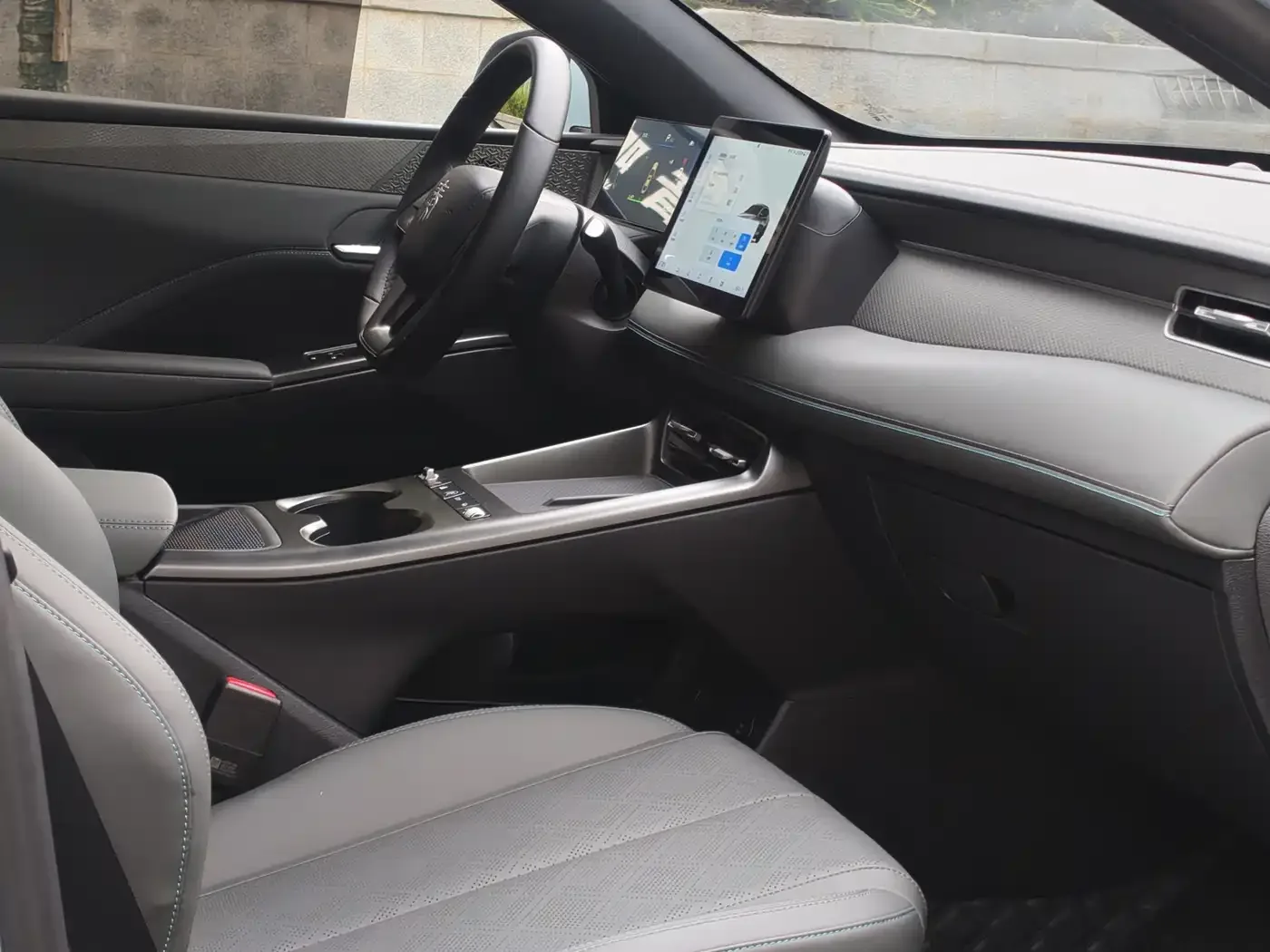 BYD Qin PLUS 2025 EV Smart Drive Edition 510KM Leading Type — Фото автомобиля 15
