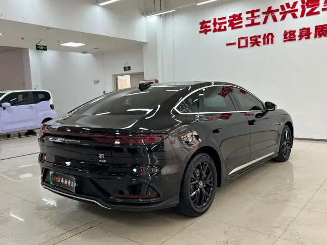 BYD Han — Фото автомобиля 4