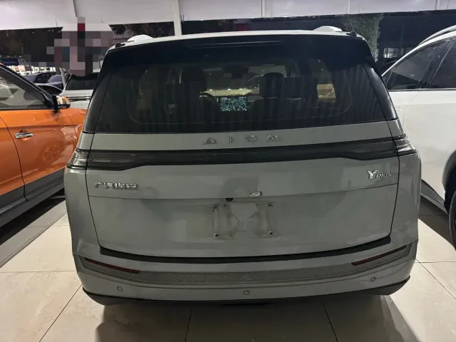 GAC Aion Y — Фото автомобиля 11