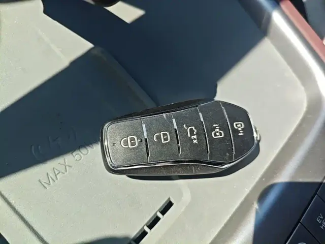 BYD Seal 07 DM-i — Фото автомобиля 8