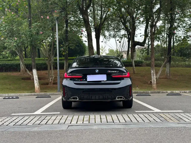 BMW 3 Series — Фото автомобиля 11