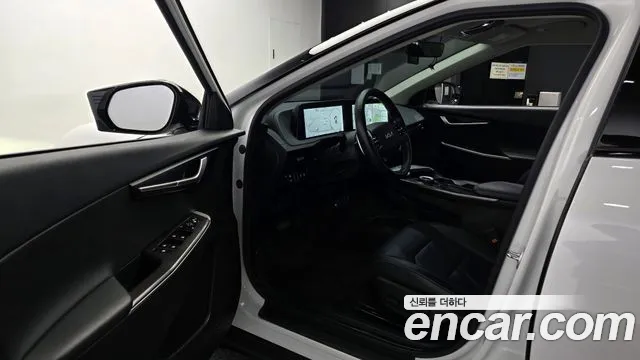 Kia EV6 — Фото автомобиля 15