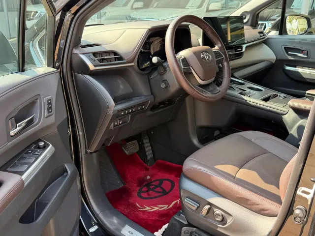 Toyota Granvia — Фото автомобиля 8