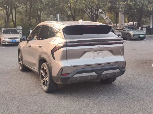 Geely Galaxy L7 — Фото автомобиля 14