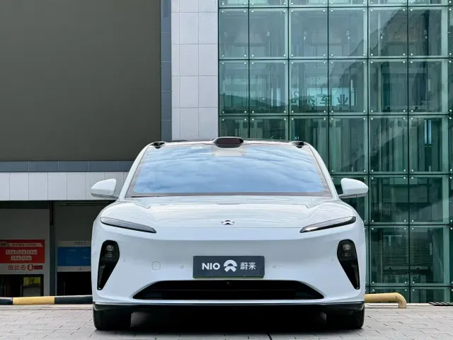 Nio ET5 Touring — Фото автомобиля 3