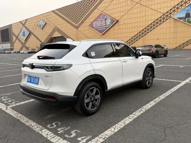 Honda XR-V — Фото автомобиля 4