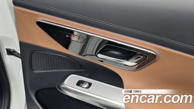 Mercedes-Benz E-Class — Фото автомобиля 30
