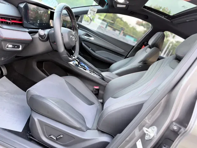 Geely Binrui — Фото автомобиля 7