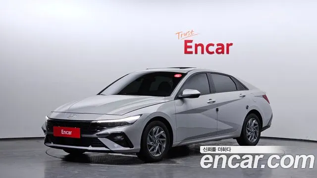 Фотография автомобиля — Hyundai Avante CN7