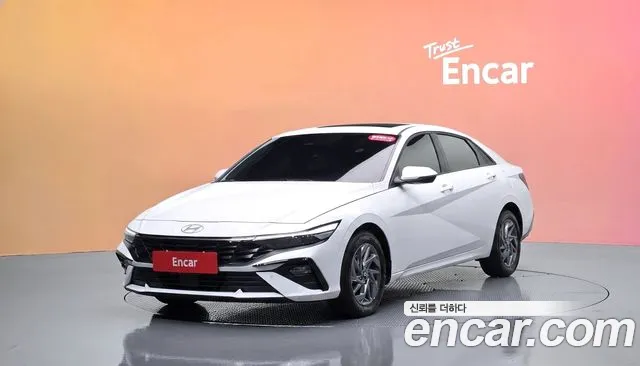 Фотография автомобиля — Hyundai Avante CN7