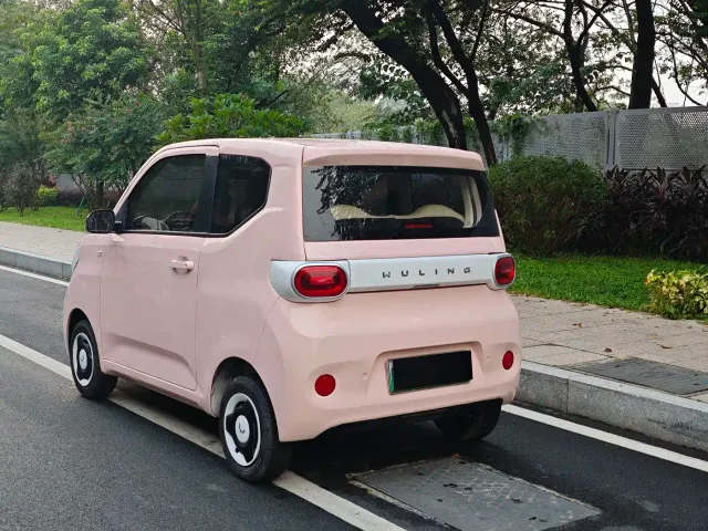 Wuling Motors Hongguang MINIEV 2024 3rd Generation 215km Youth Edition — Фото автомобиля 7