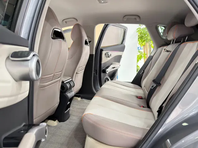 BYD Yuan PLUS — Фото автомобиля 11