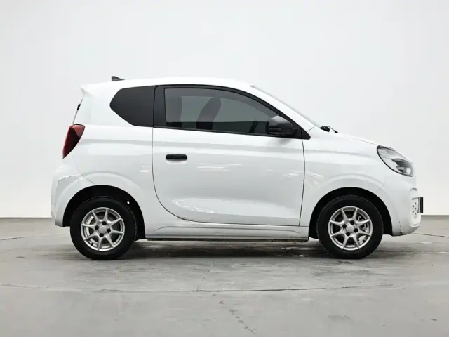 Roewe Clever — Фото автомобиля 5
