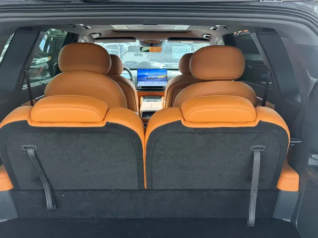 Dongfeng eπ 008 — Фото автомобиля 9