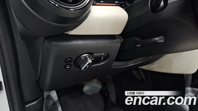 Mini Cooper Convertible — Фото автомобиля 24