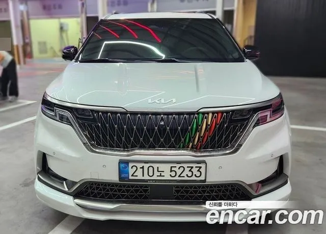Фотография автомобиля — Kia Carnival Generation 4
