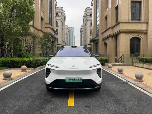 Nio ES7 — Фото автомобиля 2