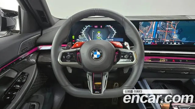 BMW 5 Series G60 — Фото автомобиля 20