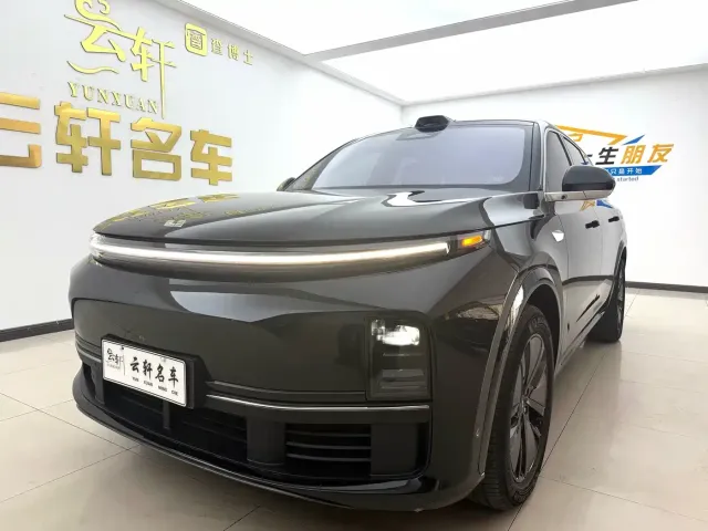 Фотография автомобиля — Li Auto L7