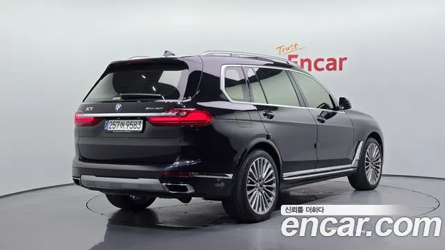 BMW X7 G07 — Фото автомобиля 2