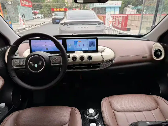 Wuling Bingo — Фото автомобиля 3