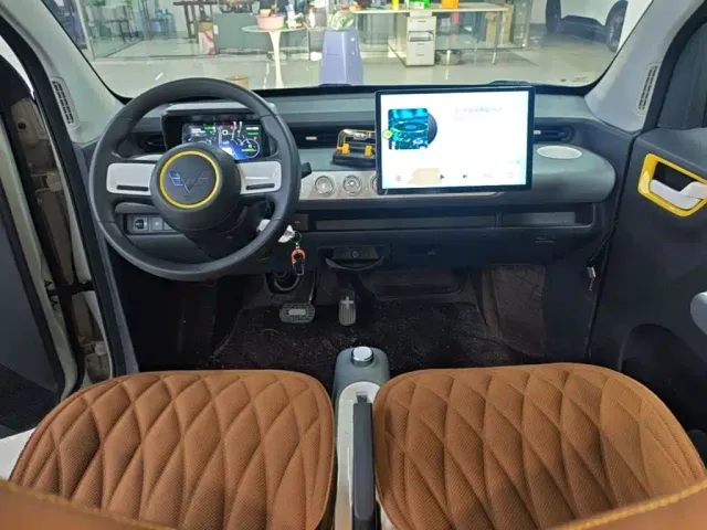 Wuling Hongguang Mini EV — Фото автомобиля 9