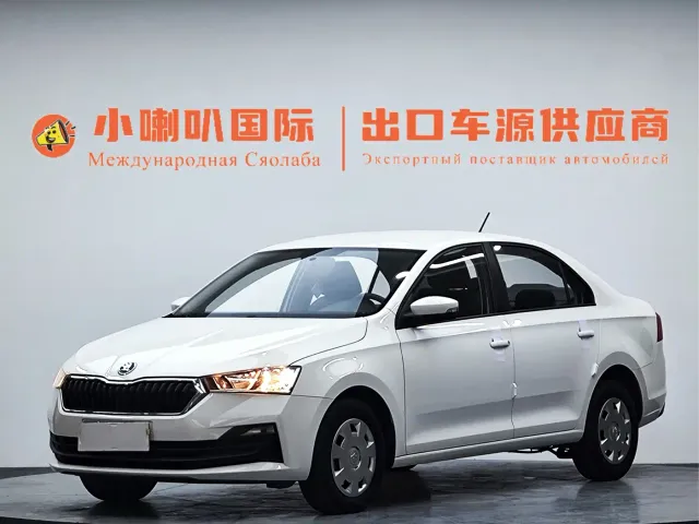 Фотография автомобиля — Skoda Rapid