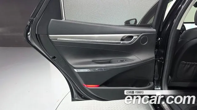Hyundai Grandeur Grandeur (New) — Фото автомобиля 14