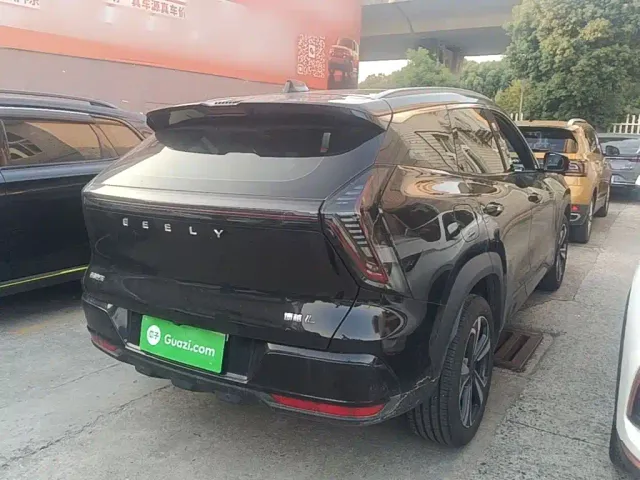 Geely Boyue L — Фото автомобиля 6