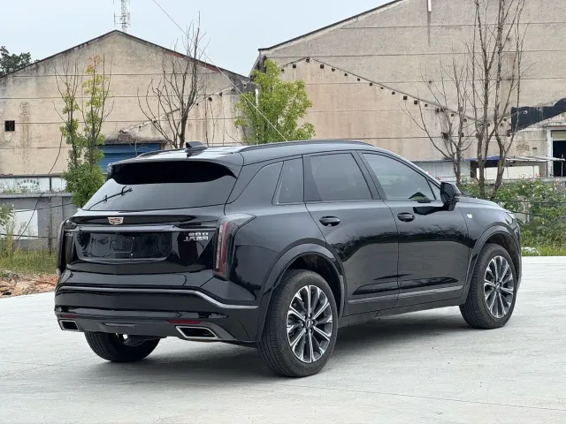 Cadillac XT5 — Фото автомобиля 10