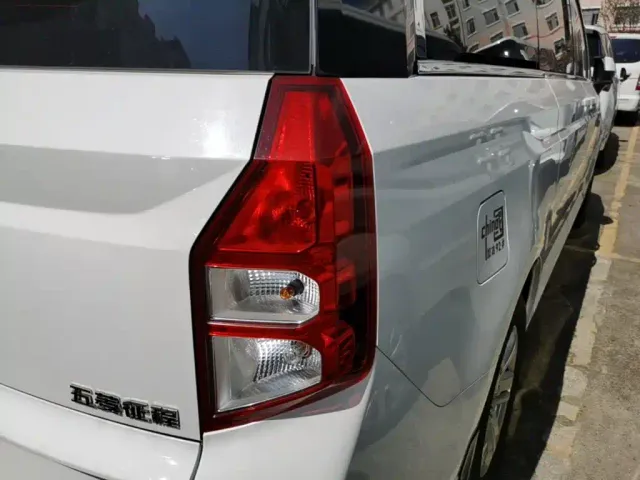 Wuling Zhengcheng — Фото автомобиля 7