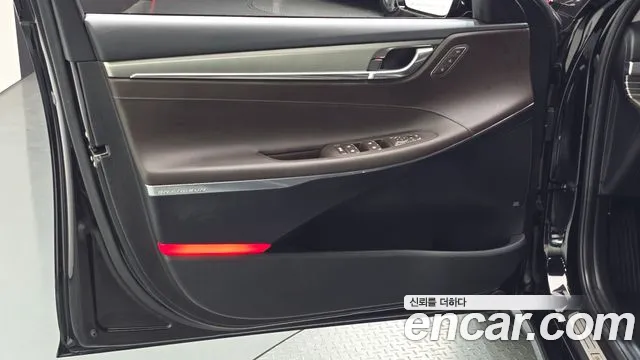 Hyundai Grandeur (New) Hybrid — Фото автомобиля 13
