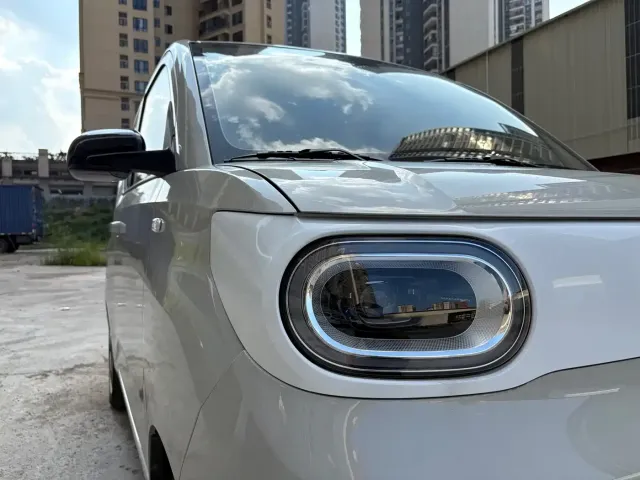 Wuling Hongguang Mini EV — Фото автомобиля 14