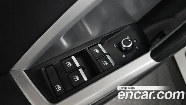 Audi Q3 35 TDI quattro Premium — Фото автомобиля 28