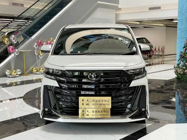 Toyota Vellfire — Фото автомобиля 2